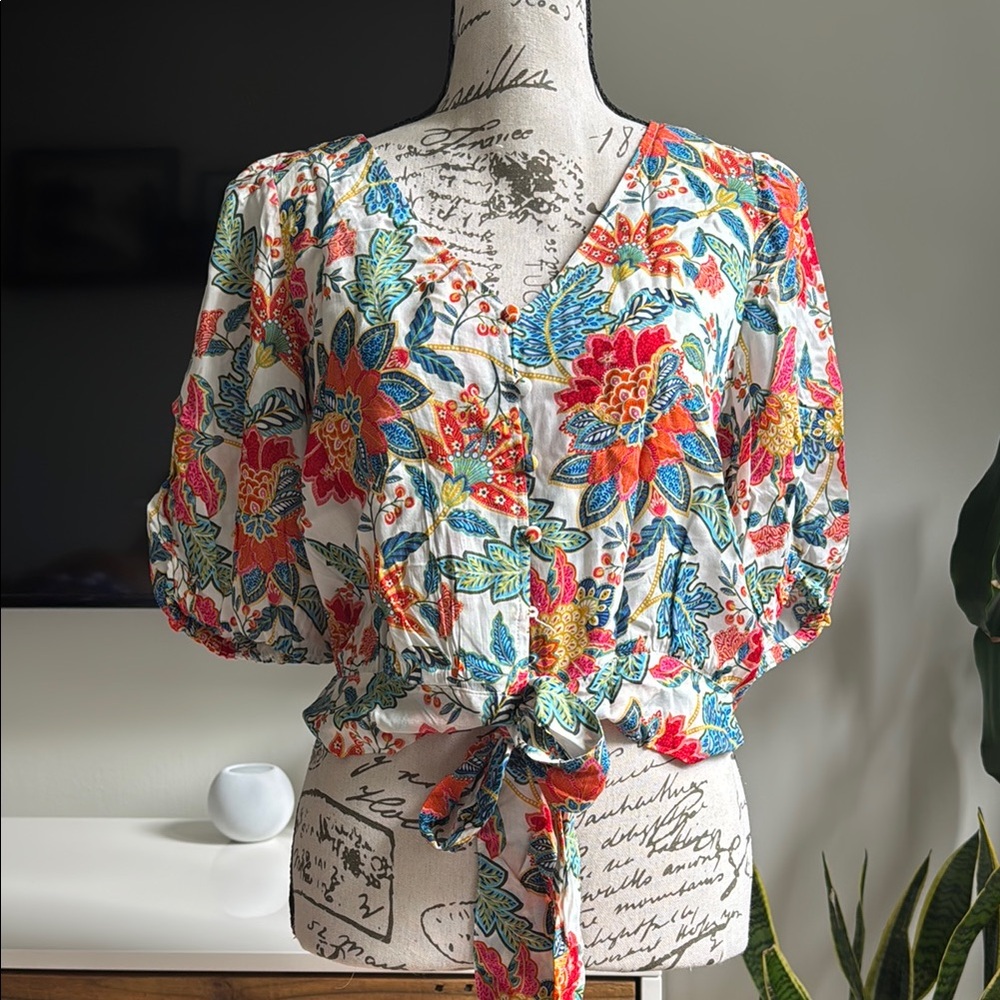 Rose & Olive Orange and Blue Puff Sleeve Blouse